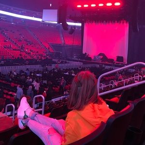 Meet your Posher, Madison